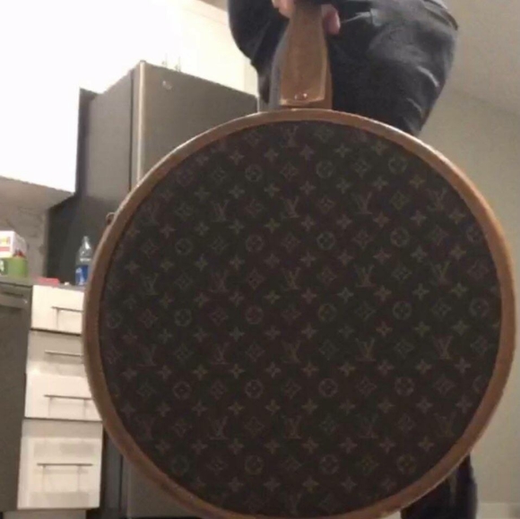 Vintage Louis Vuitton round travel bag - Picture 4 of 9